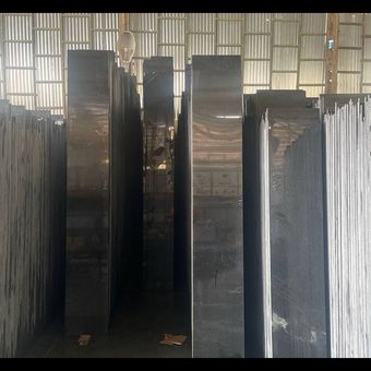 گرانیت مشکی نطنز