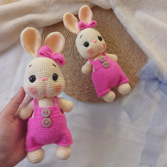 عروسک خرگوش بافتنی