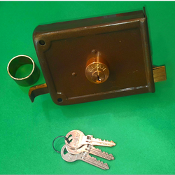 قفل حیاطی مدل سپه کلید معمولی 3 عددی