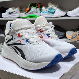 کتونی ریبوک سایز 40 سانت 25