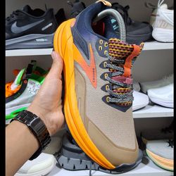 کتونی بروکس کاست 16سایز  40 تا 45