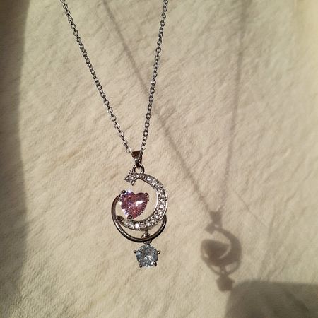 گردنبند ماه