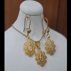 نیم ست طرح طلا تراش 10657