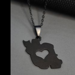 گردنبند نقشه ایران استیل مشکی