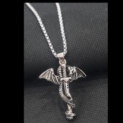 گردنبند شمشیر اژدها استیل