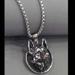 گردنبند گرگ برجسته استیل