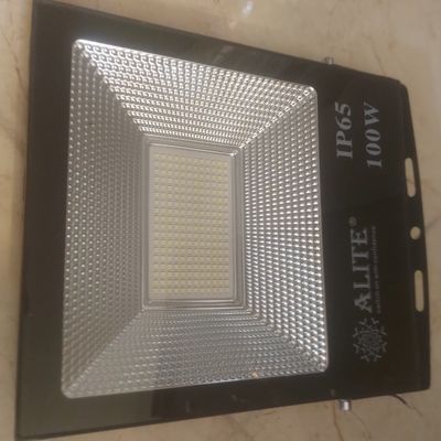 پرژکتور 100 وات ال ایدی