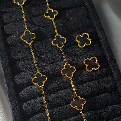 نیم ست ونکلیف مشکی