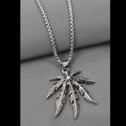 گردنبند ماری جوآنا استیل