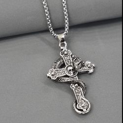 گردنبند صلیب و اژدها استیل