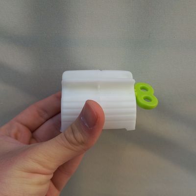 پایه نگهدارنده خمیر دندان